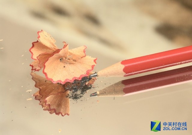 平時我們所見到的石墨烯大概就是鉛筆灰的樣子 平時我們所見到的石墨烯大概就是鉛筆灰的樣子