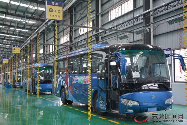 東莞“百億汽車產業夢”在麻涌投產 可年產新能源車8000輛 東莞“百億汽車產業夢”在麻涌投產 可年產新能源車8000輛