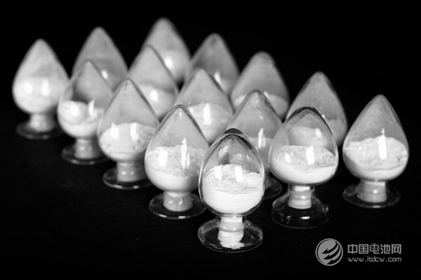 2016年均價(jià)有望達(dá)15萬元/噸 碳酸鋰為何如此“瘋狂”？