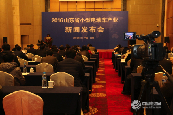2015年產(chǎn)34.7萬輛 山東試行小型電動車達標(biāo)標(biāo)識管理 2015年產(chǎn)34.7萬輛 山東試行小型電動車達標(biāo)標(biāo)識管理