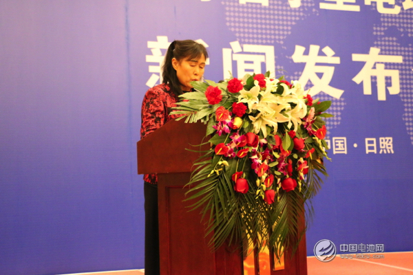 發(fā)布會主持人山東省汽車行業(yè)協(xié)會副秘書長郭金娜 發(fā)布會主持人山東省汽車行業(yè)協(xié)會副秘書長郭金娜