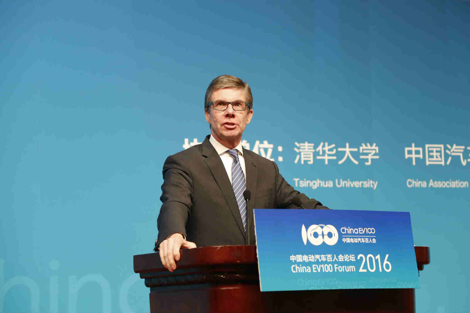 寶馬集團(tuán)大中華區(qū)總裁兼CEO康思遠(yuǎn) 寶馬集團(tuán)大中華區(qū)總裁兼CEO康思遠(yuǎn)