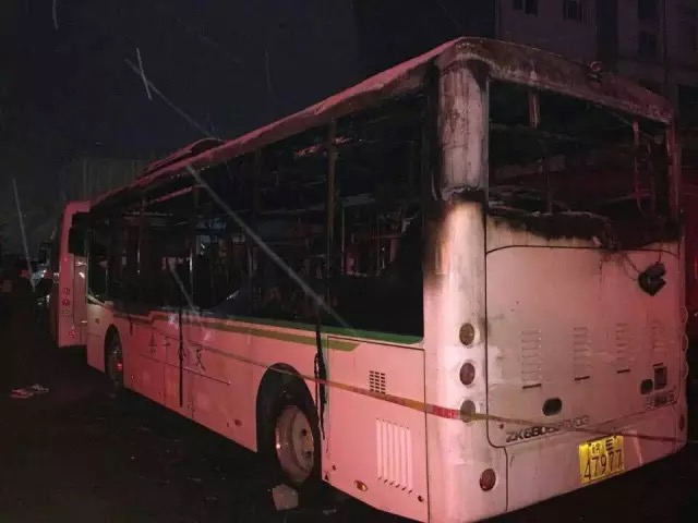 江西上饒純電動客車燃燒案:系被引燃 電池系統未著火 江西上饒純電動客車燃燒案:系被引燃 電池系統未著火