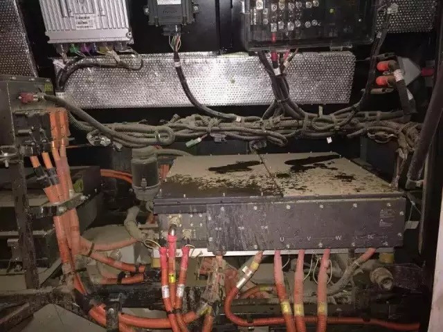 江西上饒純電動客車燃燒案:系被引燃 電池系統未著火 江西上饒純電動客車燃燒案:系被引燃 電池系統未著火