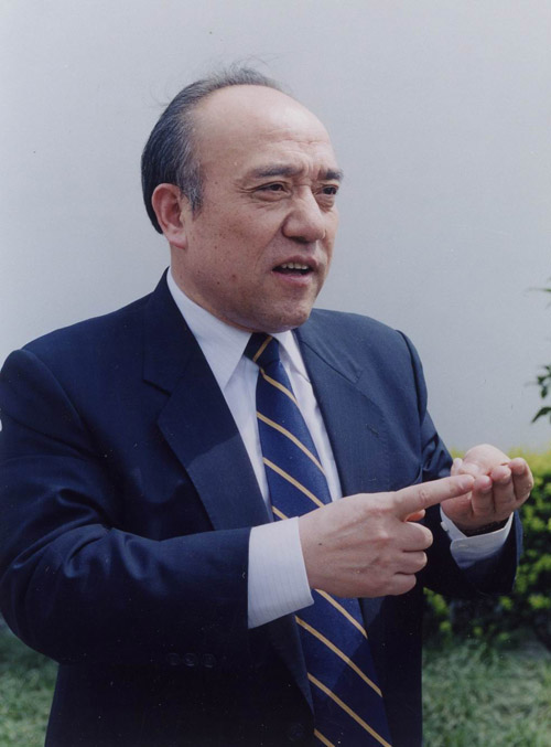 萬(wàn)向集團(tuán) 魯冠球