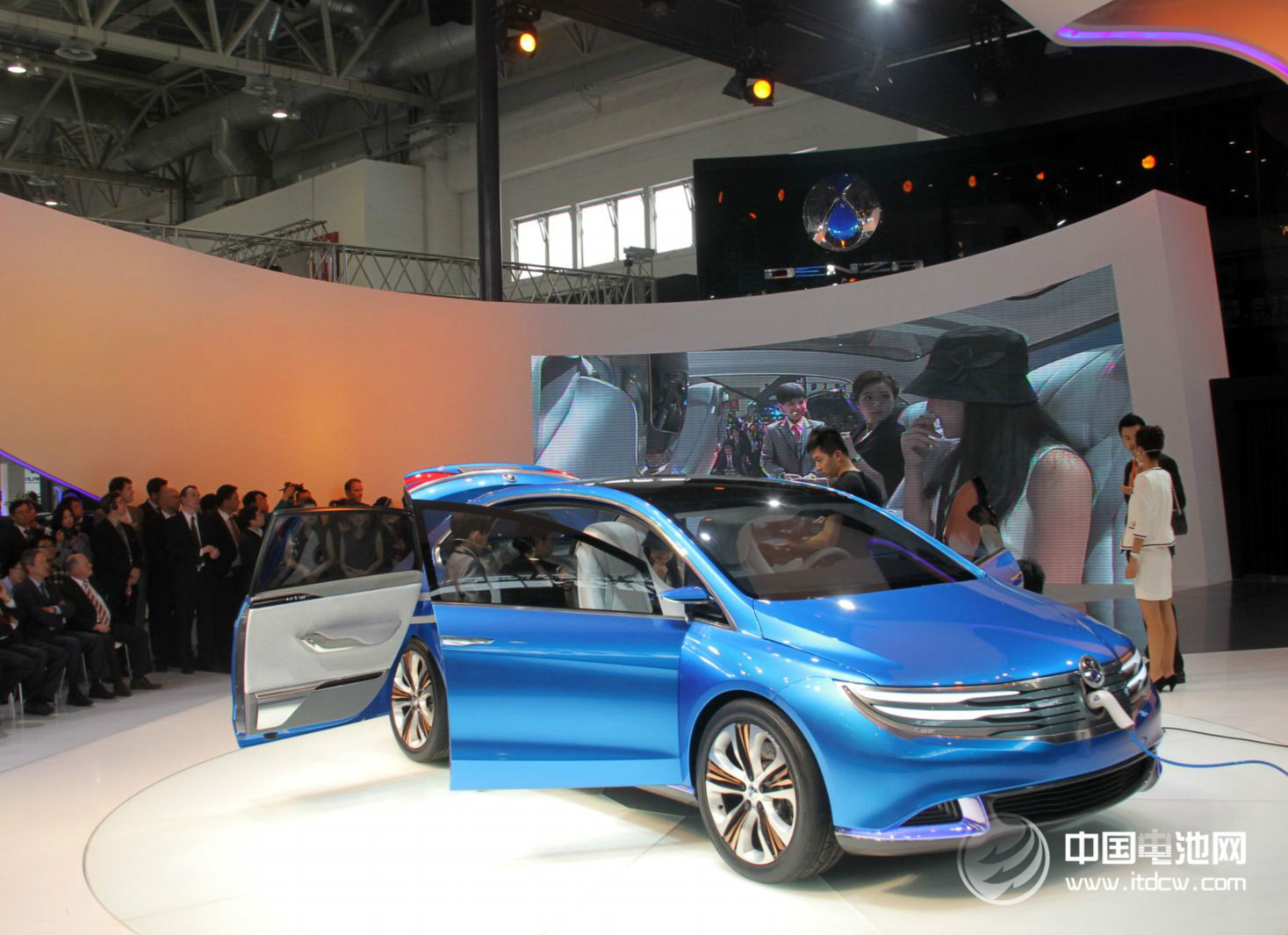 新能源車商業化初期 車企騙補怎么破？