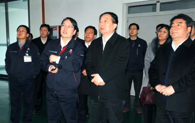 河南省副省長、洛陽市委書記李亞一行考察中航鋰電 河南省副省長、洛陽市委書記李亞一行考察中航鋰電