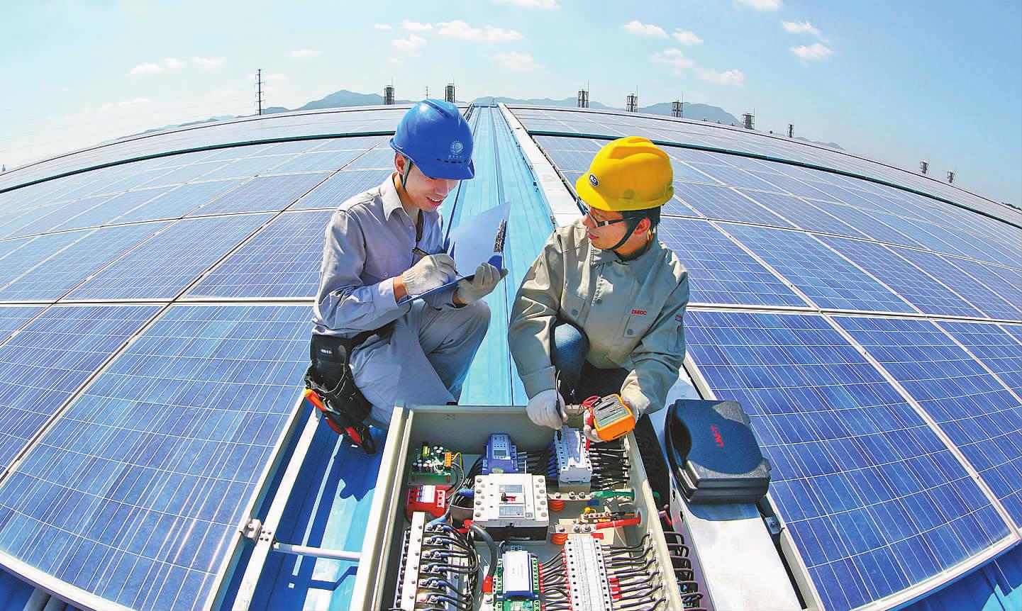 強勢回暖!2015年我國光伏發電新增裝機量1513萬千瓦 強勢回暖!2015年我國光伏發電新增裝機量1513萬千瓦