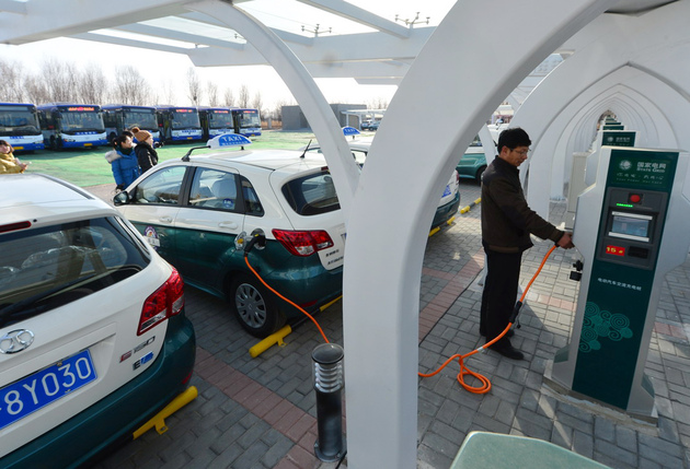 部分新能源汽車(chē)“地補(bǔ)”未定 多銷(xiāo)售模式并存成必然