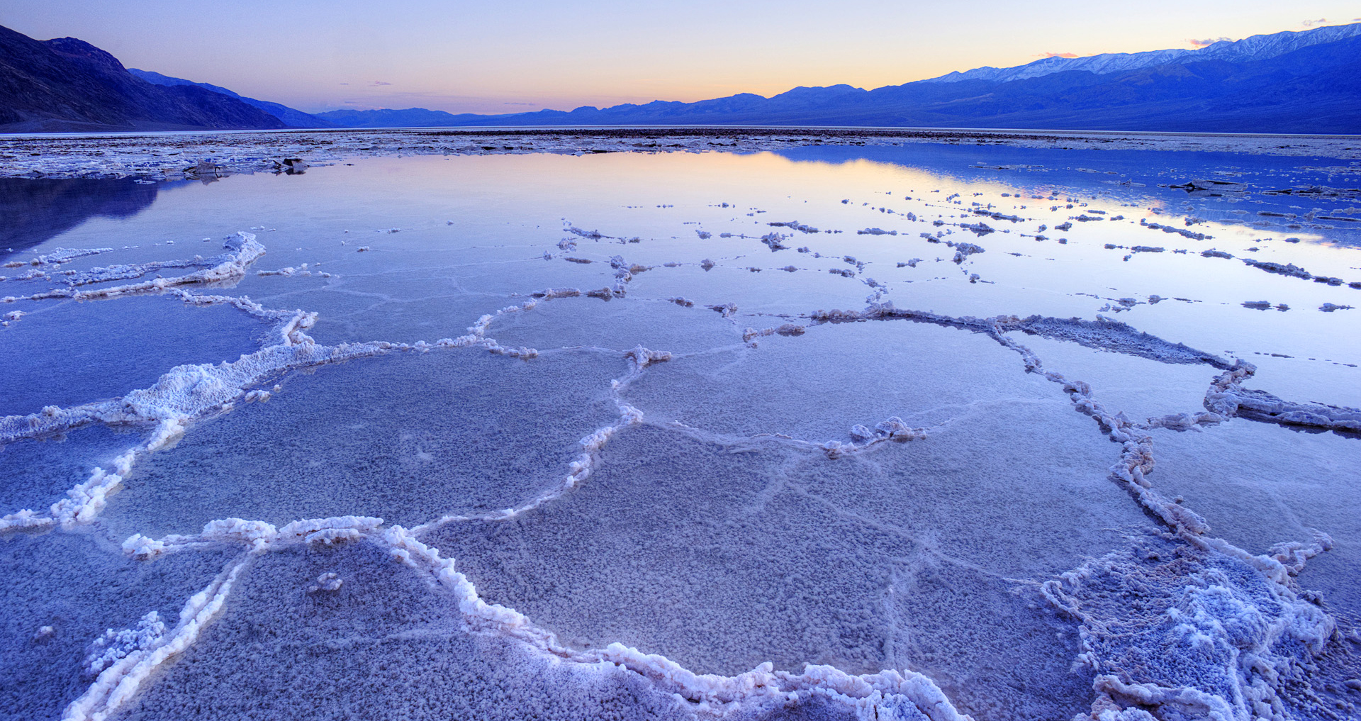 動力鋰電池產(chǎn)業(yè)迎爆發(fā)期 碳酸鋰生產(chǎn)企業(yè)受益多 動力鋰電池產(chǎn)業(yè)迎爆發(fā)期 碳酸鋰生產(chǎn)企業(yè)受益多