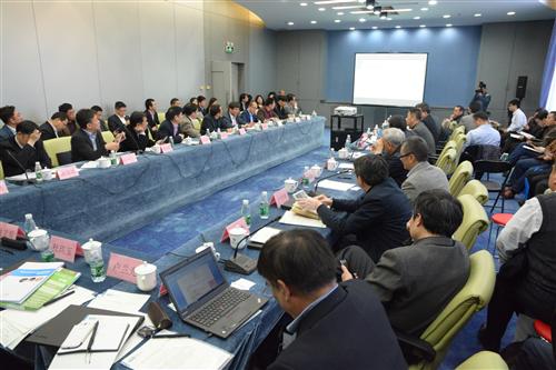 中國(guó)汽車(chē)技術(shù)研究中心首席專(zhuān)家王芳 中國(guó)汽車(chē)技術(shù)研究中心首席專(zhuān)家王芳