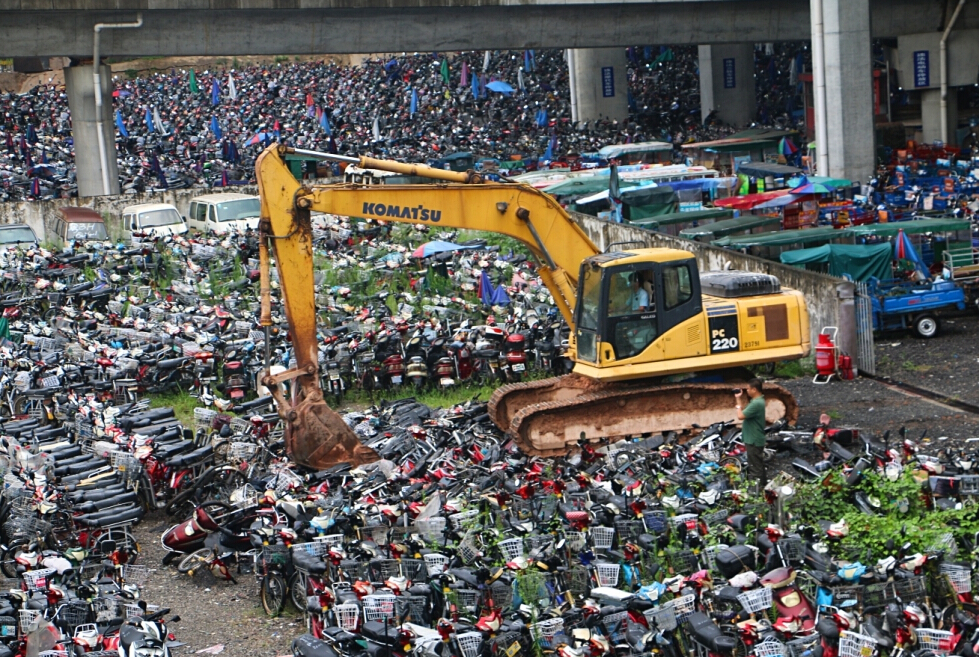 深圳史上最嚴(yán)“禁摩限電”行動 電動三輪車該不該禁？