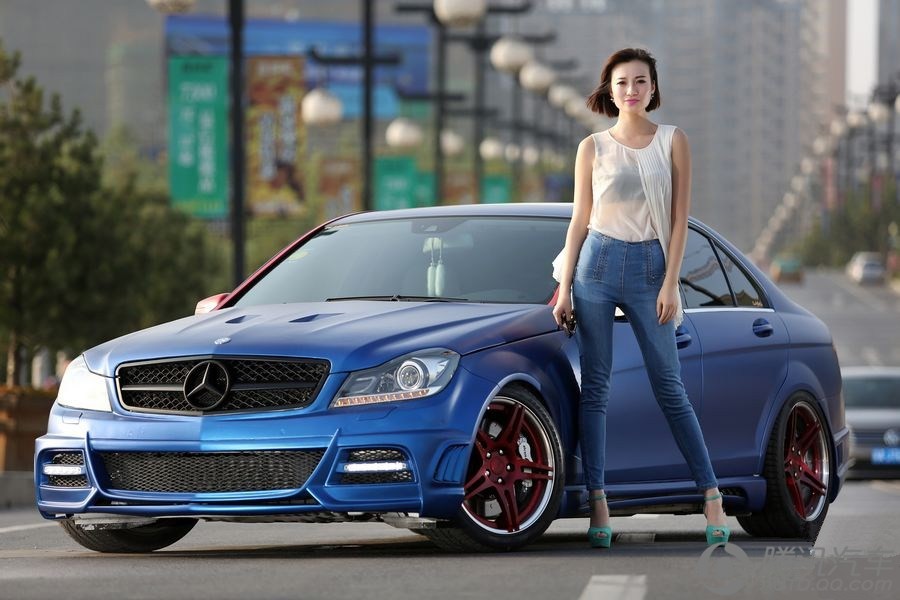 奔馳車模 資料圖片 奔馳車模 資料圖片