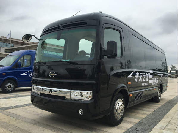 五龍集團年產15萬輛電動汽車基地落戶福建貴安