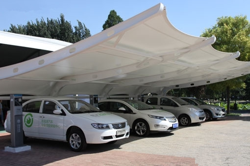 4月產銷量均突破3萬輛 追問新能源汽車“漲”字的背后 4月產銷量均突破3萬輛 追問新能源汽車“漲”字的背后