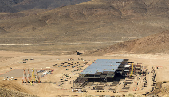 特斯拉超級(jí)電池工廠7月29日舉行開業(yè)典禮 特斯拉超級(jí)電池工廠7月29日舉行開業(yè)典禮