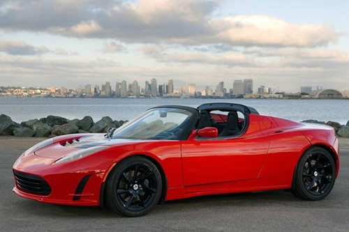 特斯拉賣出的第一輛電動(dòng)汽車“完全不安全” 馬斯克買了