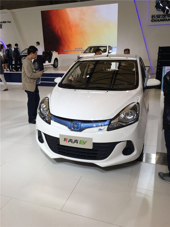 長(zhǎng)安奔奔純電動(dòng)版