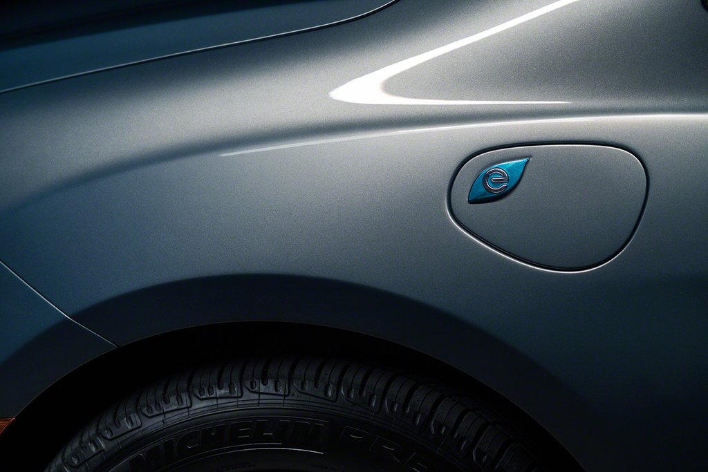 電池續(xù)航焦慮被夸大 現(xiàn)有電動(dòng)車可取代九成私家車