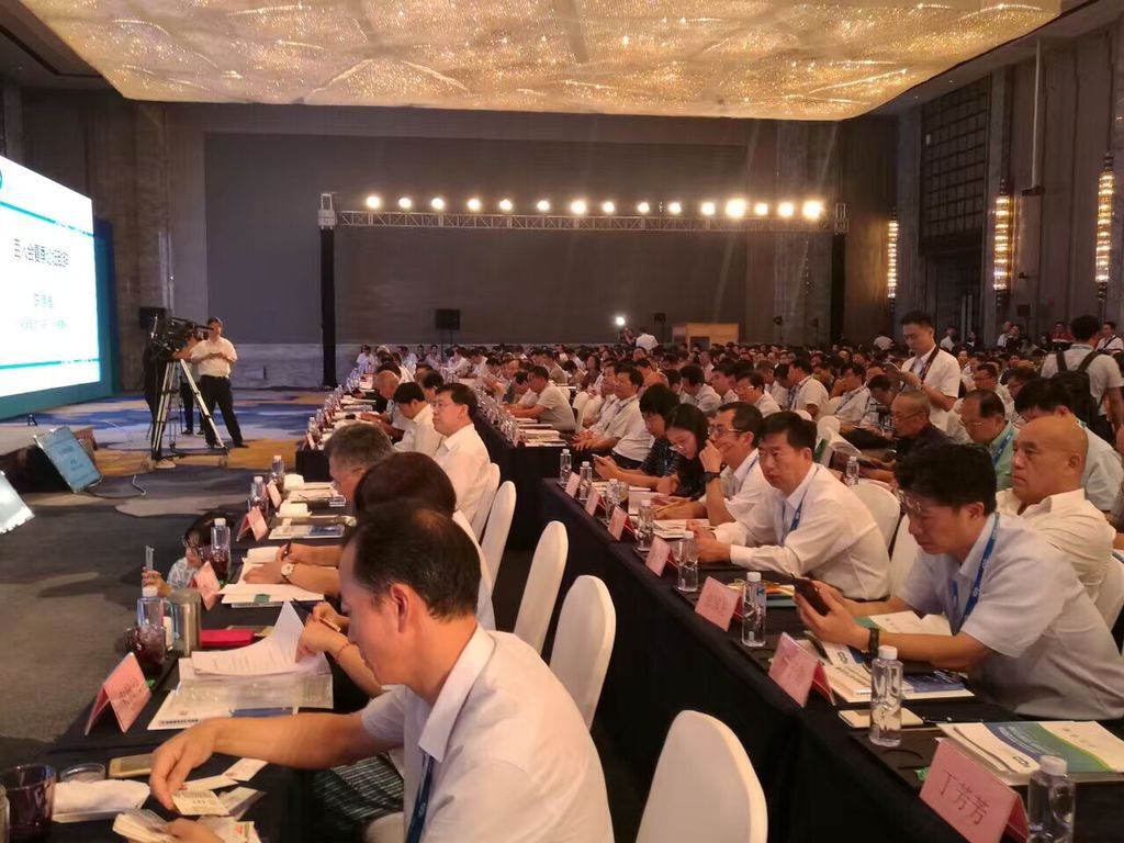 電動(dòng)汽車百人會(huì) 電動(dòng)汽車百人會(huì)