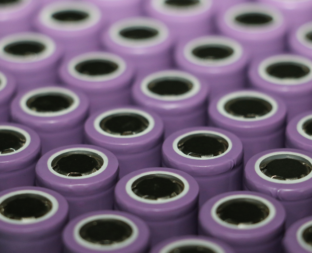 多家鋰電池公司預計上半年凈利大幅增長