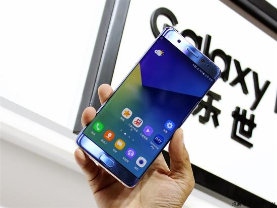 從三星手機(jī)到特斯拉 專家說(shuō)鋰電池自燃有其因