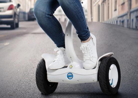 北京平衡車馬路封殺令落地如何?交警坦言執法難 北京平衡車馬路封殺令落地如何?交警坦言執法難