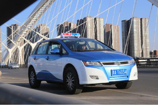 再下一城!比亞迪純電動出租車在太原突破8000臺 再下一城!比亞迪純電動出租車在太原突破8000臺