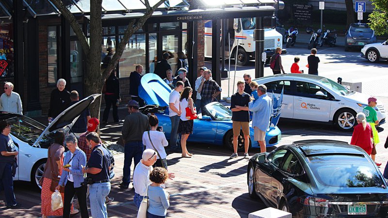 美國電動汽車銷量突破50萬輛 2010年以來劇增 美國電動汽車銷量突破50萬輛 2010年以來劇增