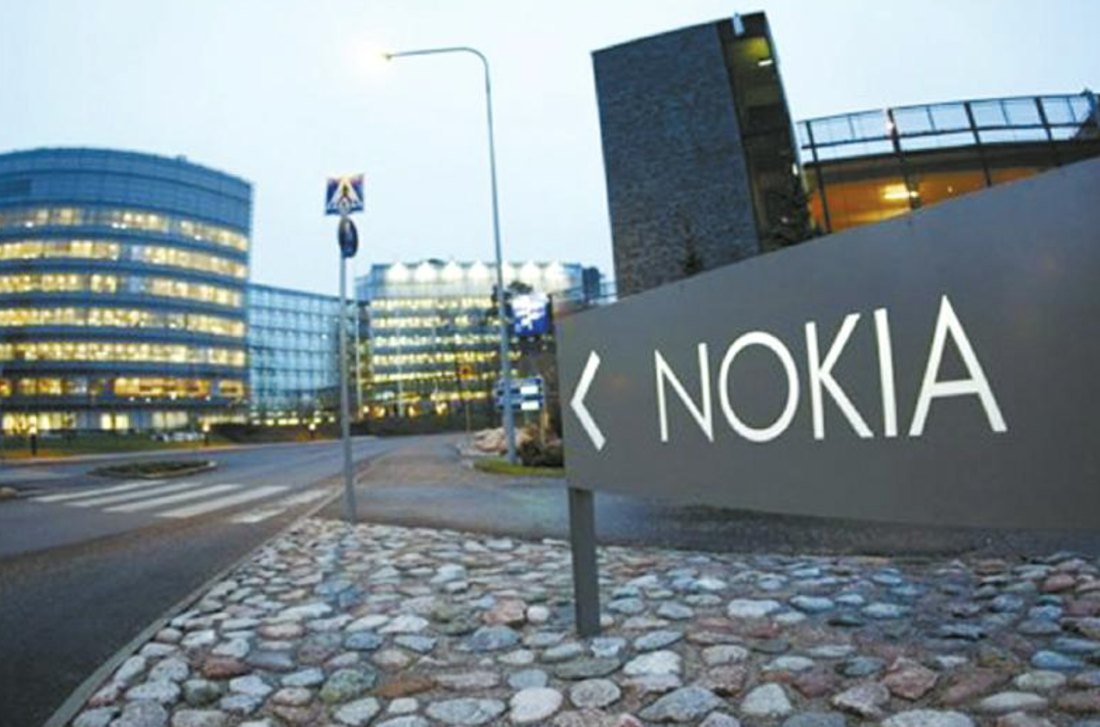 諾基亞重返智能手機市場道路不平坦 能再現輝煌嗎? 諾基亞重返智能手機市場道路不平坦 能再現輝煌嗎?