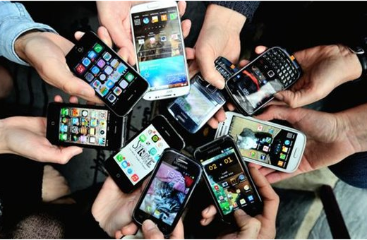 回望2016年 智能手機已走向成熟的消費升級