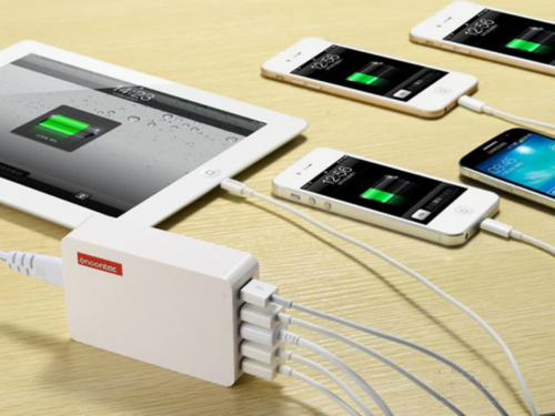 國(guó)內(nèi)移動(dòng)電源生產(chǎn)商已超5000家 盤點(diǎn)2016年市場(chǎng)5大演進(jìn)趨勢(shì) 國(guó)內(nèi)移動(dòng)電源生產(chǎn)商已超5000家 盤點(diǎn)2016年市場(chǎng)5大演進(jìn)趨勢(shì)