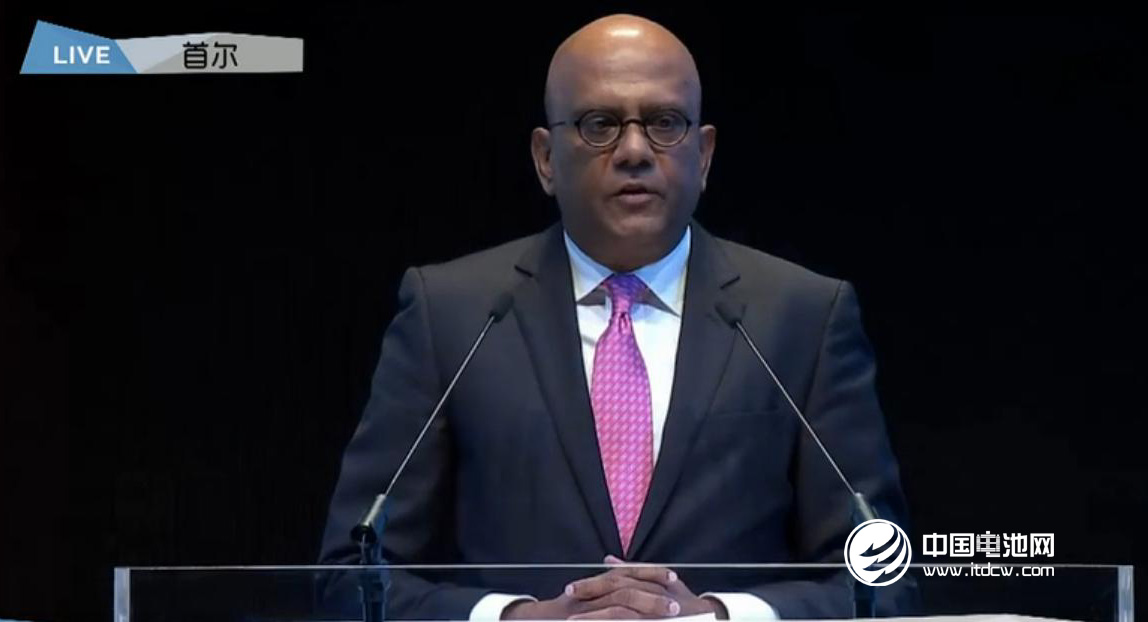 圖:UL消費事業部總裁Sajeev Jesudas先生上臺分享 圖:UL消費事業部總裁Sajeev Jesudas先生上臺分享