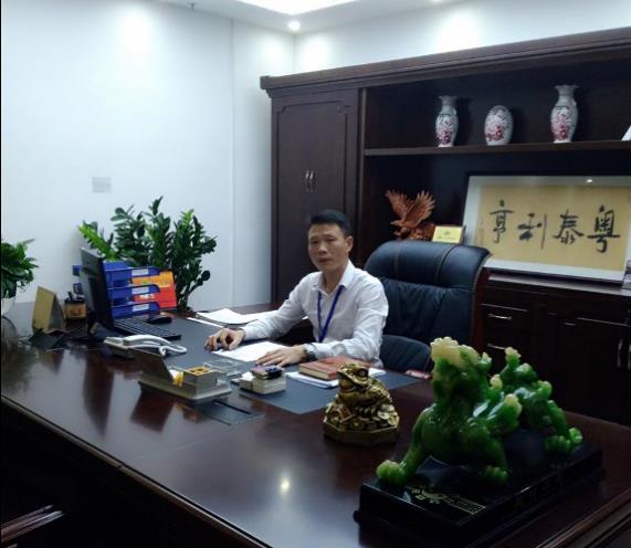 東莞市杉達(dá)金屬制品有限公司 董事長 駱文峰