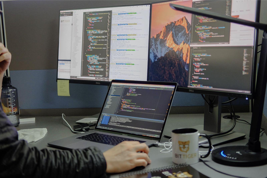 無人駕駛技術引爆市場 如何在AI時代搶占先機? 無人駕駛技術引爆市場 如何在AI時代搶占先機?