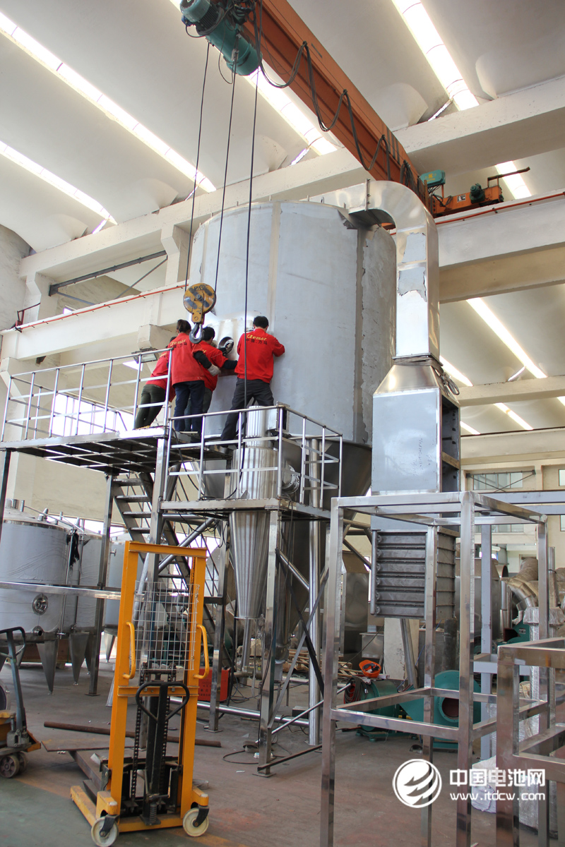 磷酸鐵鋰噴霧干燥機(jī) 磷酸鐵鋰噴霧干燥機(jī)