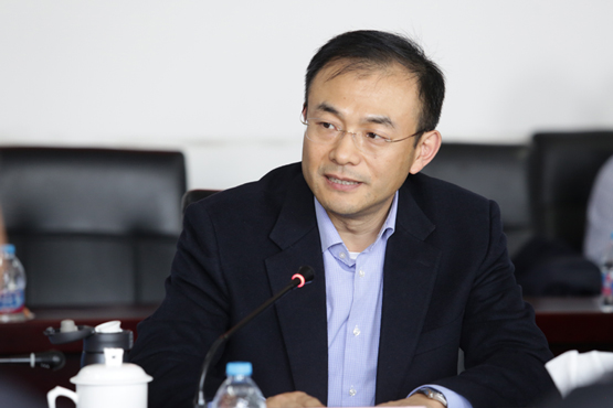 北汽集團黨委常委、北汽新能源黨委書記、總經理 鄭剛