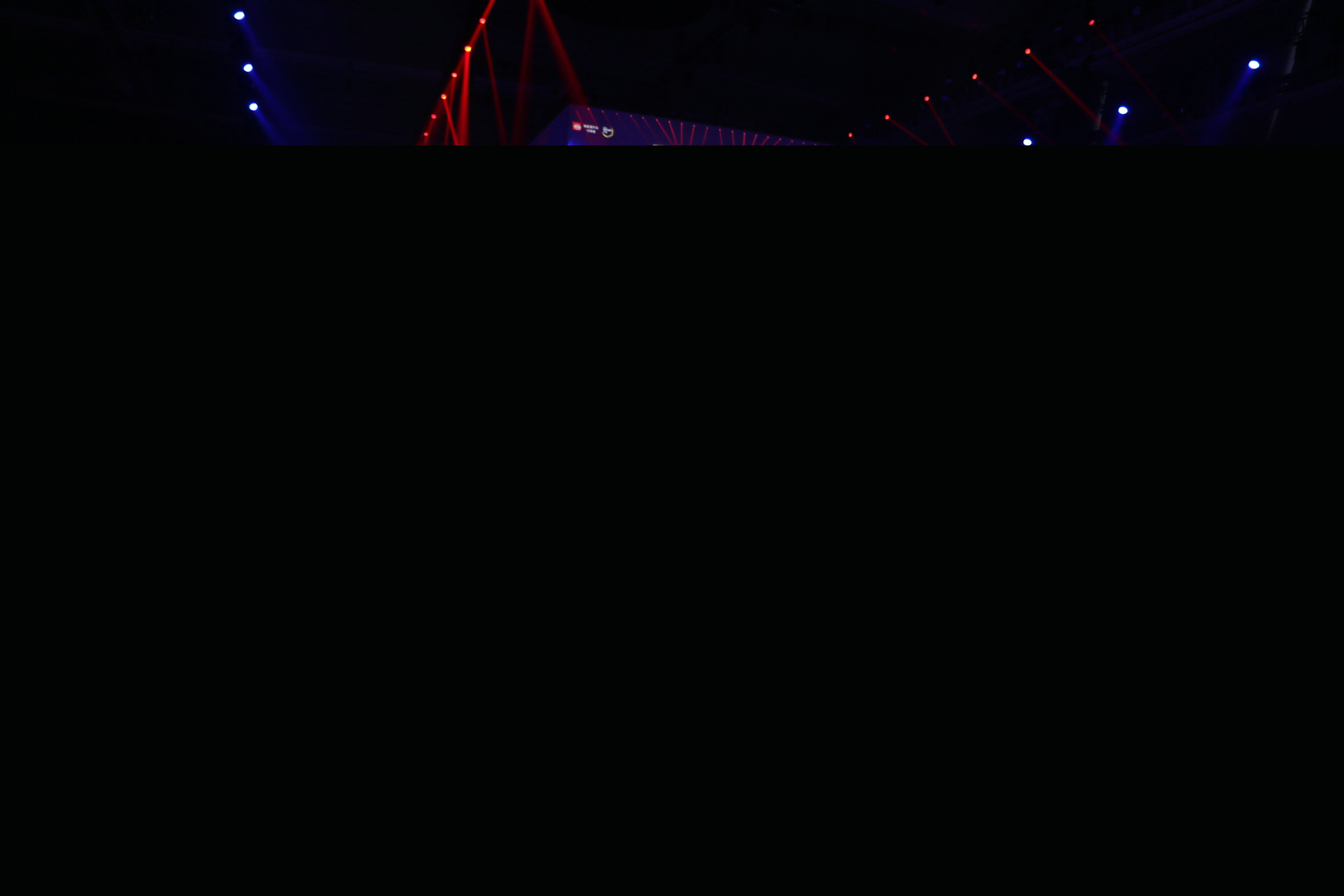 比亞迪發(fā)布最新家族式造型 新任設(shè)計(jì)總監(jiān)攜王朝概念車亮相