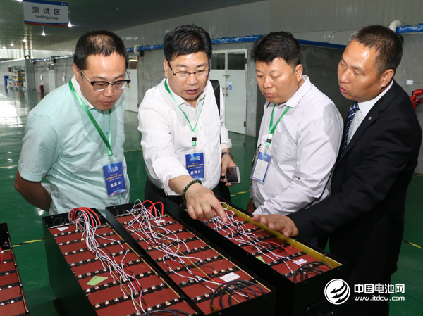 與會嘉賓參觀奧冠集團山東生產基地 與會嘉賓參觀奧冠集團山東生產基地