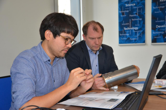 德國明斯特大學電池研究中心人員