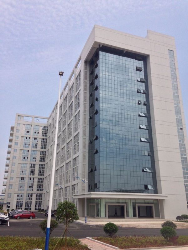 從原材料到零部件再到總裝 湖南株洲動力電池打造全產(chǎn)業(yè)鏈條