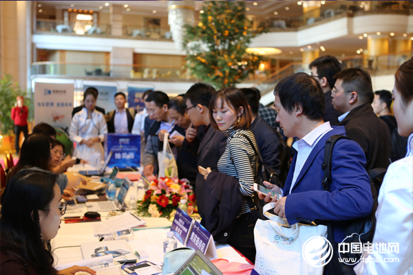 海內(nèi)外嘉賓齊聚汕頭 第5屆鋰電“達(dá)沃斯”論壇22日正式報(bào)到 海內(nèi)外嘉賓齊聚汕頭 第5屆鋰電“達(dá)沃斯”論壇22日正式報(bào)到