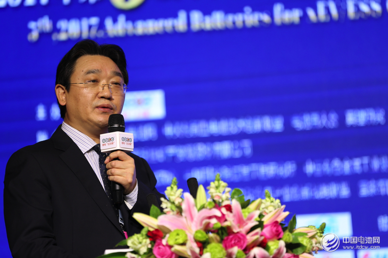 深圳中興創(chuàng)新材料技術(shù)有限公司董事長胡達文