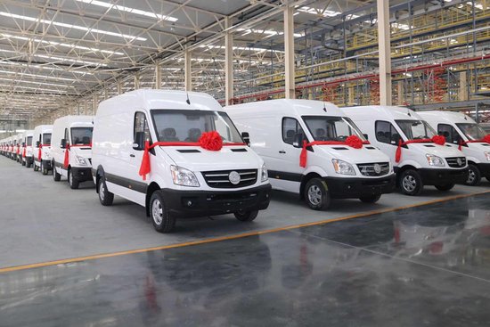 襄陽九州汽車正式量產 交付首款150輛純電動物流車 襄陽九州汽車正式量產 交付首款150輛純電動物流車