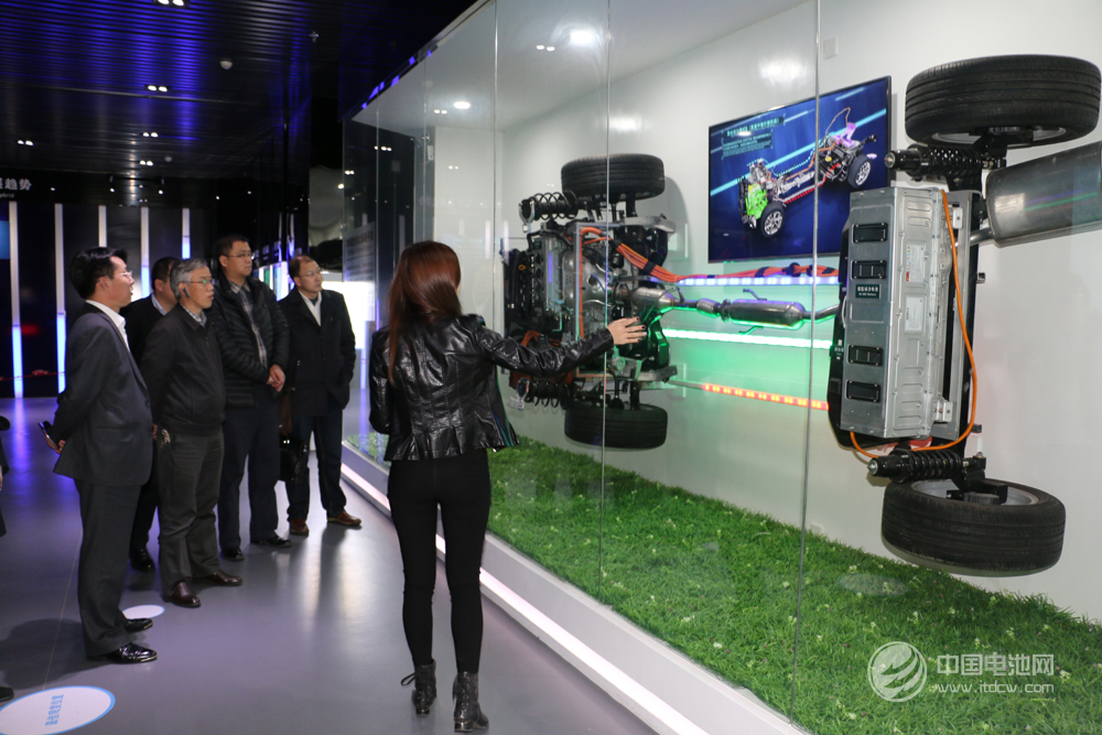 拓展混動(dòng)出行市場(chǎng) 科力遠(yuǎn)牽手海馬汽車(chē)開(kāi)發(fā)混動(dòng)版M6