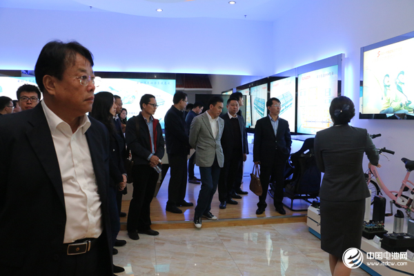 創(chuàng)新驅(qū)動(dòng)新能源世界進(jìn)步 “約局”活動(dòng)在欣旺達(dá)總部舉辦 創(chuàng)新驅(qū)動(dòng)新能源世界進(jìn)步 “約局”活動(dòng)在欣旺達(dá)總部舉辦