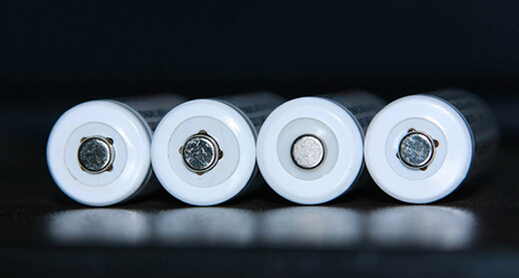 廢鉛酸蓄電池回收過程的“兩大癥結”及相應的解決方案措施 廢鉛酸蓄電池回收過程的“兩大癥結”及相應的解決方案措施