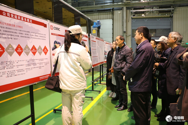 中車株機年產1000臺電力機車 “電動”火車頭拉出535億元出口訂單