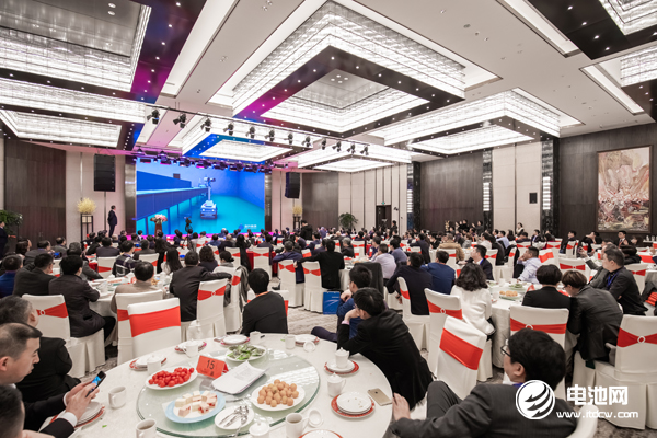 當(dāng)升科技金壇打造鋰電正極材料智能工廠 發(fā)布8款高鎳三元材料新品