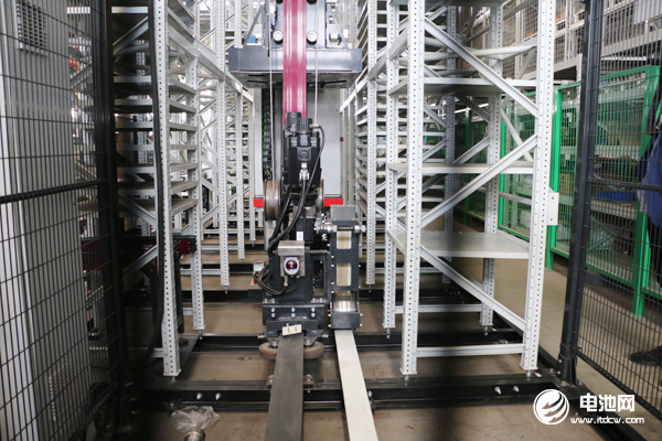 中鼎集成彰顯“硬核”實(shí)力 2018年鋰電物流系統(tǒng)簽單超17億